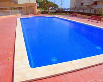 Rentalmar Gavina d'Or Apartamentos - Miami Platja - Alberca