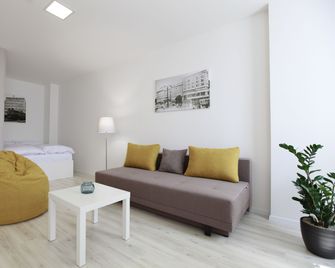 City Center Best Place Apartments - Bratislava - Living room