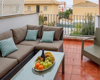 Stunning Apartment In Sanlúcar De Barrameda - Sanlúcar de Barrameda - Balcony