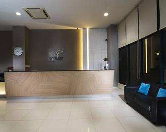 Golden View Serviced Apartments - Tanjung Tokong - Recepcja