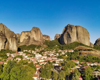 Tsikeli Boutique Hotel Meteora - Adults Friendly - Kalabaka