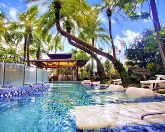 Resort One Hotel - Yilan City - Havuz