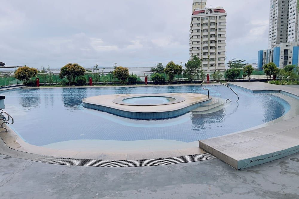 سيريناز هاوس - مانيلا