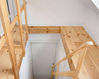 Sanders Saint - Loft One-Bedroom Apartment By the Charming Canals - Copenhagen - Stairs