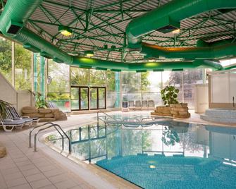 Holiday Inn Maidenhead/Windsor - Maidenhead - Pool