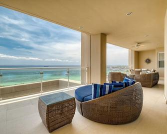 Puerta Cortes Residences By Lumina - La Paz - Balcon