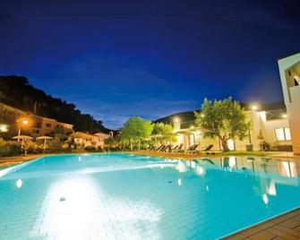 Castellaro Golf Resort - Castellaro - Pool