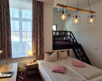 Meridian - גרליץ - חדר שינה