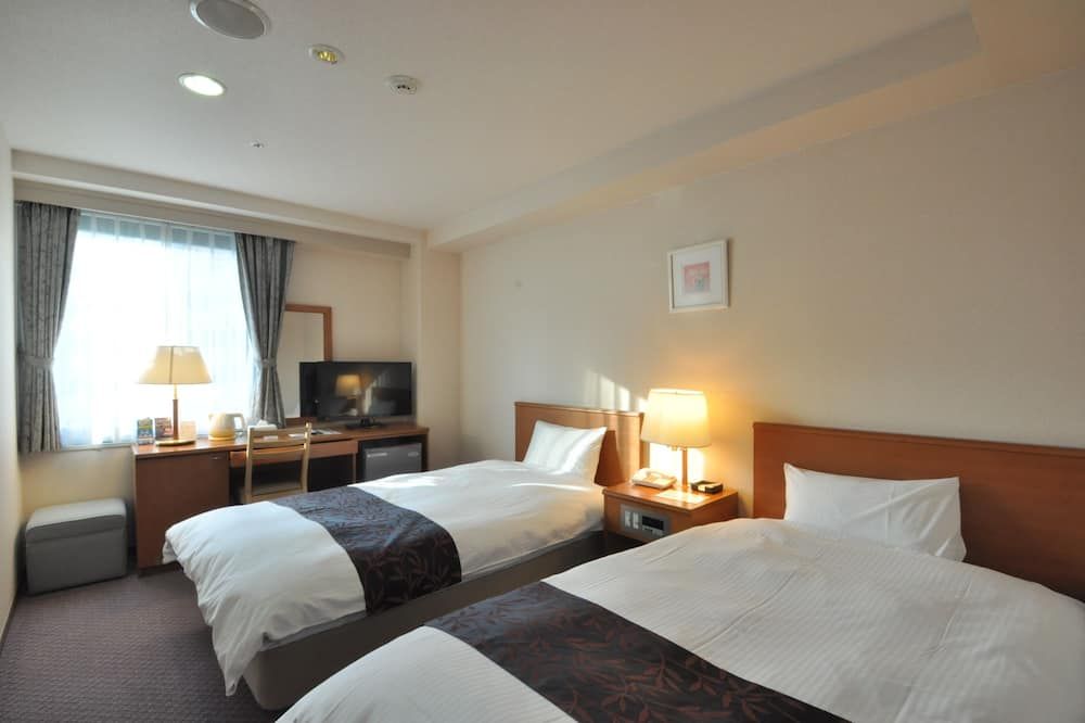 Kobe City Gardens Hotel (Formally Hotel Kobe Shishuen)