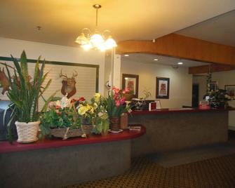 Chelsea Inn Hotel - Anchorage - Front desk