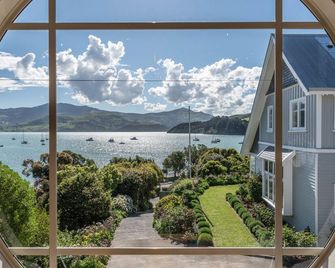 The Boathouse - Akaroa Holiday Home - Akaroa - Balkon