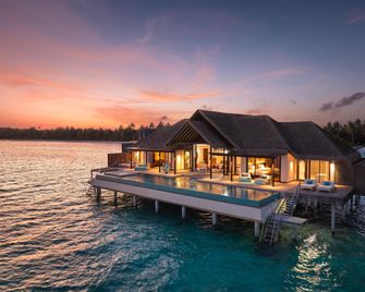 Niyama Private Islands Maldives - Kudahuvadhoo - Building