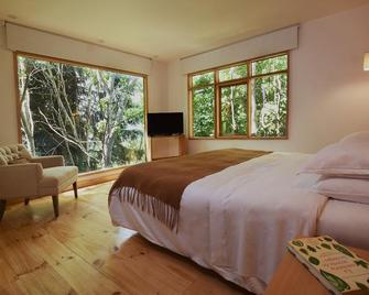 Raices Bed and Breakfast - Coyhaique - Schlafzimmer