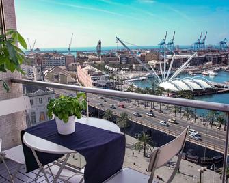 Bluripa Guest House - Genoa - Balcony