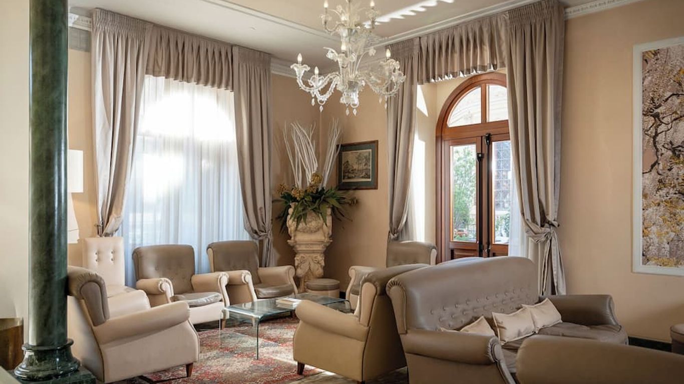 Hotel Ercolini & Savi