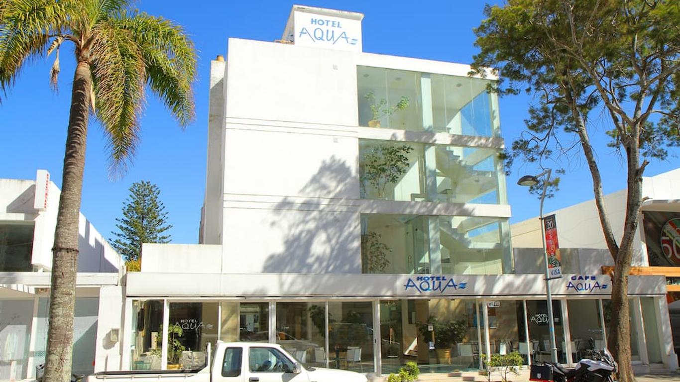 Aqua Hotel