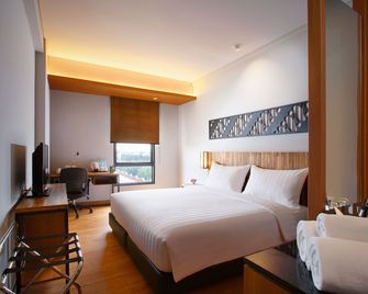 Batiqa Hotel Jababeka Cikarang - Cikarang - Bedroom