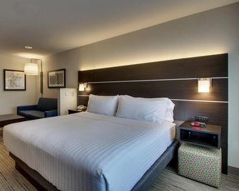 Holiday Inn Express & Suites Morris By IHG - Morris - Bedroom
