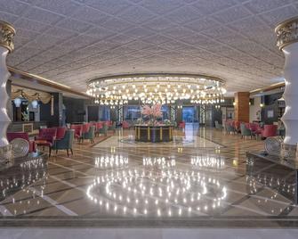 ليك آند ريفر سايد - شامل جميع الخدمات - سيد - بار