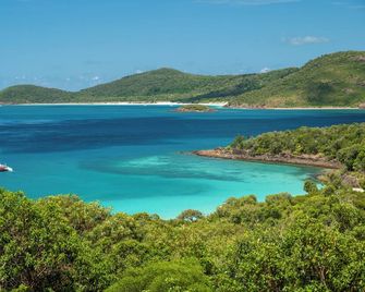 Azure Sea Whitsunday Resort - Airlie Beach