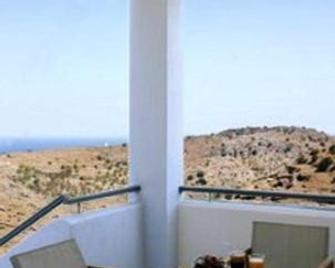Serie - Korissia - Balkon