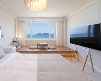 Stay Saeroc - Geoje - Schlafzimmer
