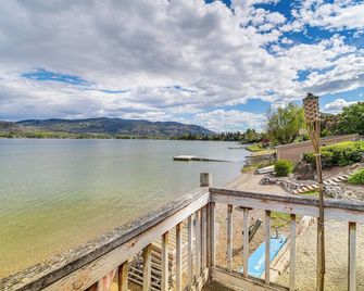 Lakefront Oroville Paradise Private Beach and Dock! - Oroville - Balcón