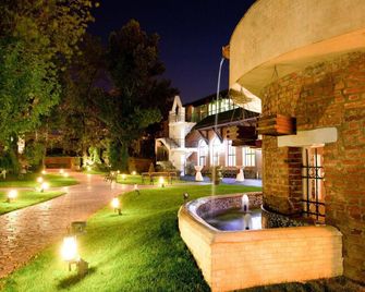 Caro Horoscop Hotel - Bukarest