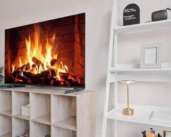 3br Beach House Near Hobart Bbq Firepit Parking - Seven Mile Beach - Servicio de la habitación