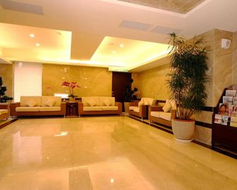 F Hotel - Chiayi - Fanlu Township - Lobby