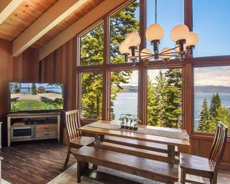 Eagles Perch Cabin - Dog-friendly, Pano Lake Views - Carnelian Bay - Dining room