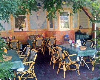 Altes Rathaus am Elz Garten - Rust - Restaurant