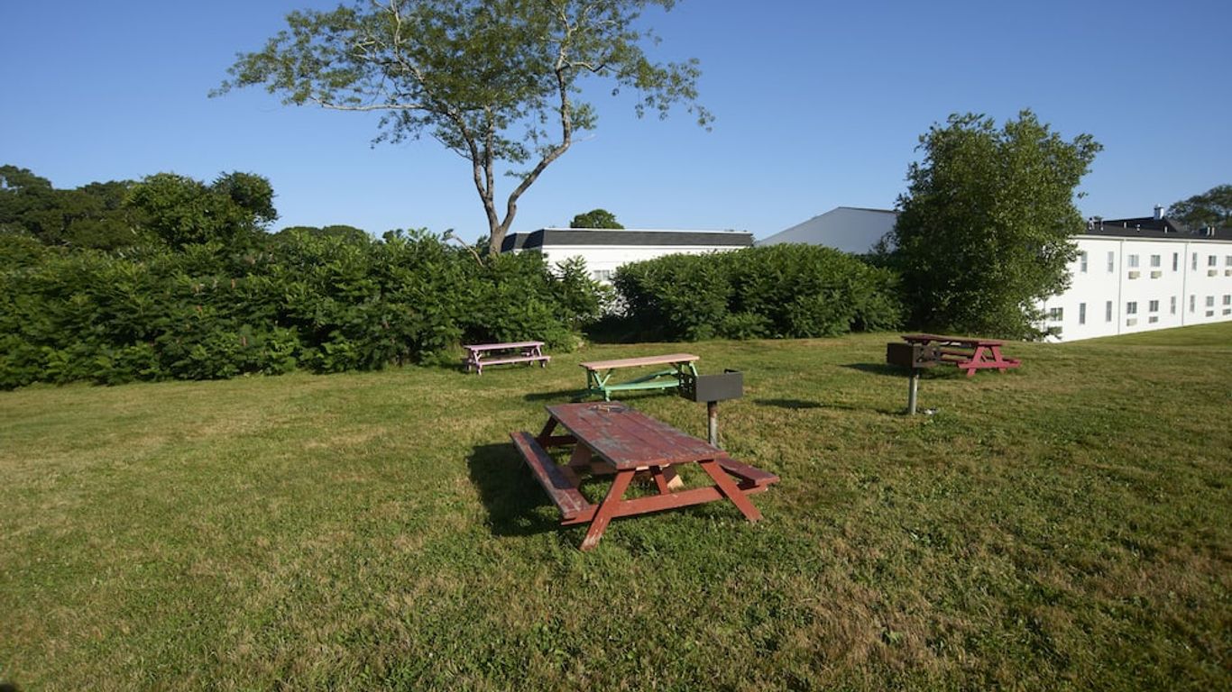 Sandwich Lodge & Resort