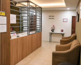 Hotel New Tauns Klang - Klang - Лоббі