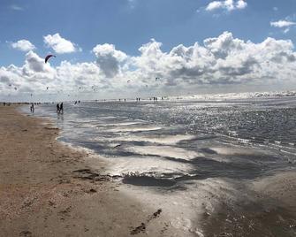 Little Buddha - Zandvoort - Strand