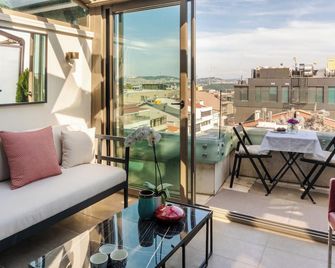 Cheya Deluxe Residence Nisantasi Istanbul City Center - Estambul - Balcón