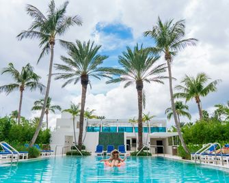 Tideline Palm Beach Ocean Resort and Spa - Palm Beach - Pool