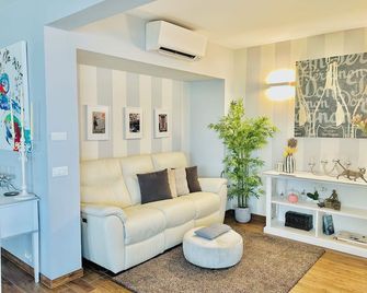 Luxury&Privacy - Pool, Parking, AC - Palais in 5' - Cannes - Salon