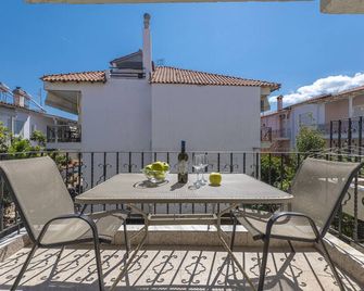 Adonis Hotel - Pefkochori - Balcony