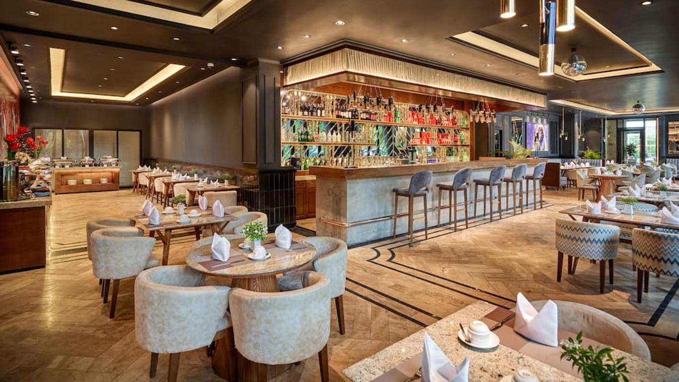 Ravatel Luxury Hotel Bac Giang