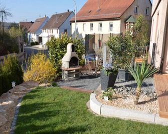 Ferienwohnung Anita - Mengen - Buiten zicht