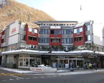 Hotel Alpin Sherpa - Meiringen - Building