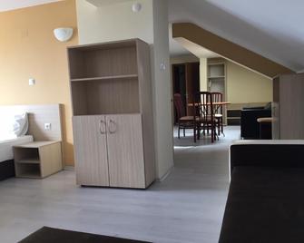 Aparthotel Lucky Family - Ravda - Living room