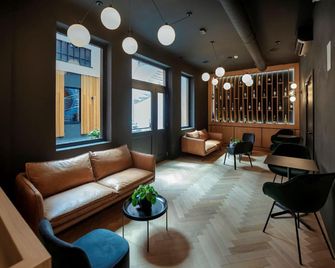 Hotel Nid de Cigognes Strasbourg Centre Gare - Strasbourg - Lounge