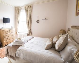 Lodge Farm House B&B - Хітчін - Спальня