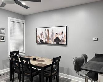 Comfort Zone - Wilmington - Dining room