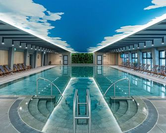 Hvd Grand Hotel Suhl Business & Leisure - Suhl - Piscina