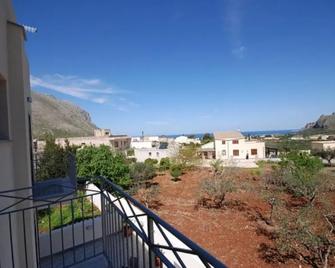 B&B La Chiocciola - Castelluzzo - Balcón