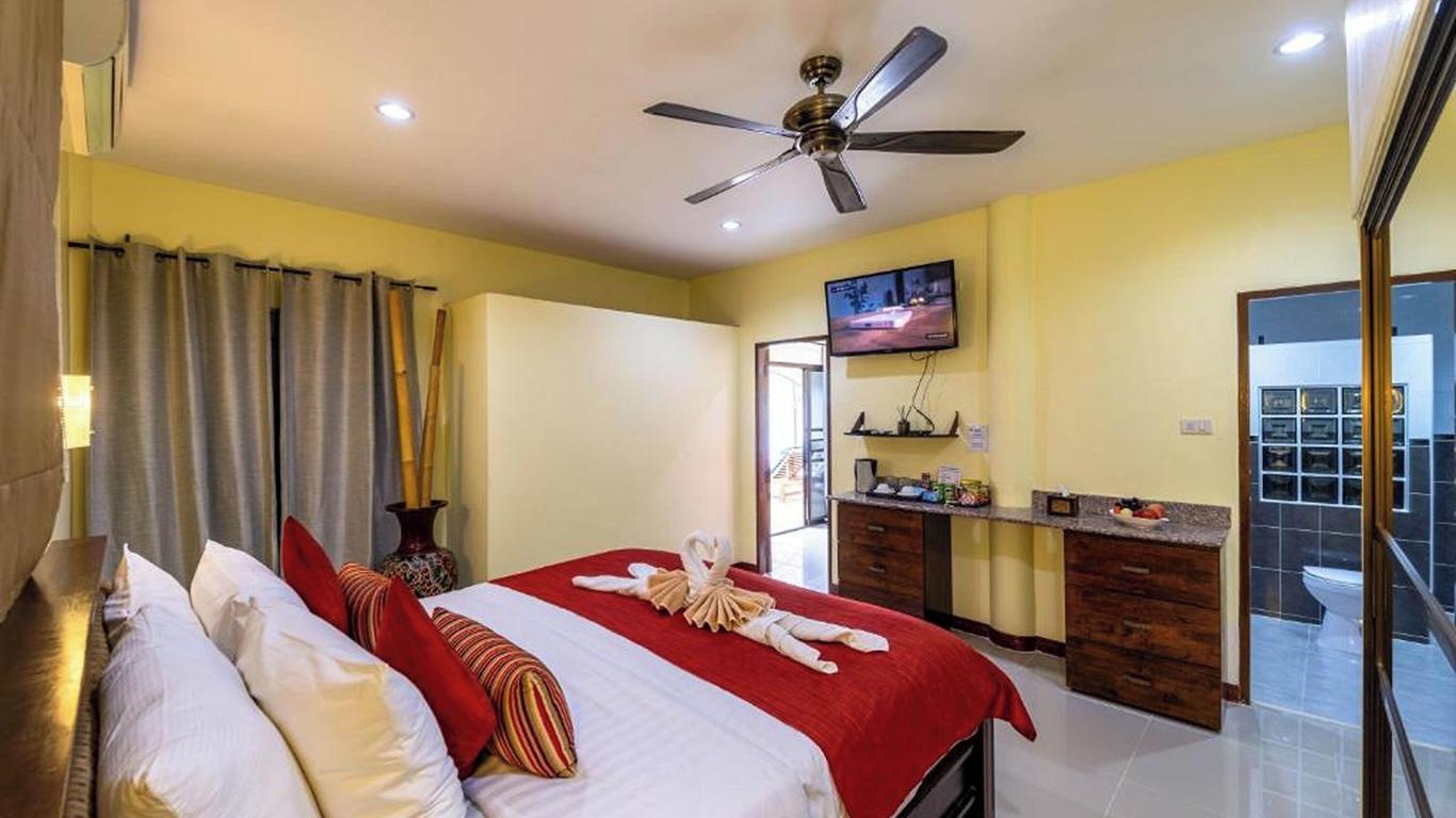 Siam Court Hotel and Resort