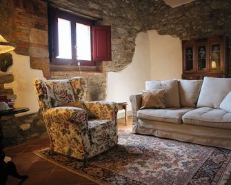 Podere Terreno alla via della volpaia - Radda In Chianti - Obývací pokoj
